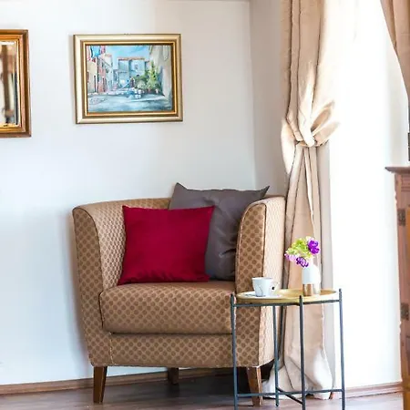 Two Palm Trees Ragusa