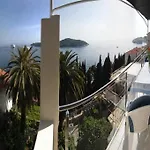 Two Palm Trees דירה