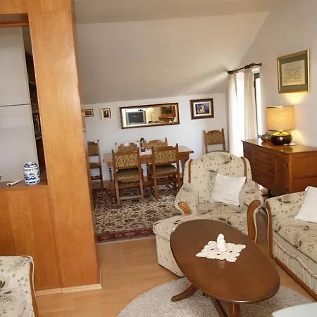 Two Palm Trees Apartman