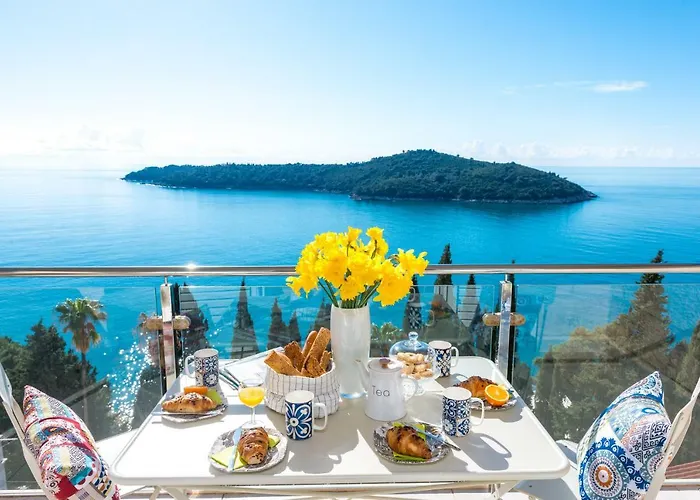 Two Palm Trees * Dubrovník